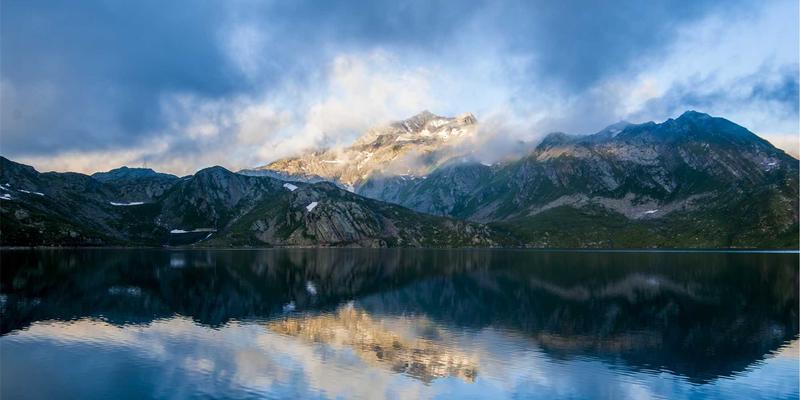 网络科技25：网站开发与数字营销的融合创新